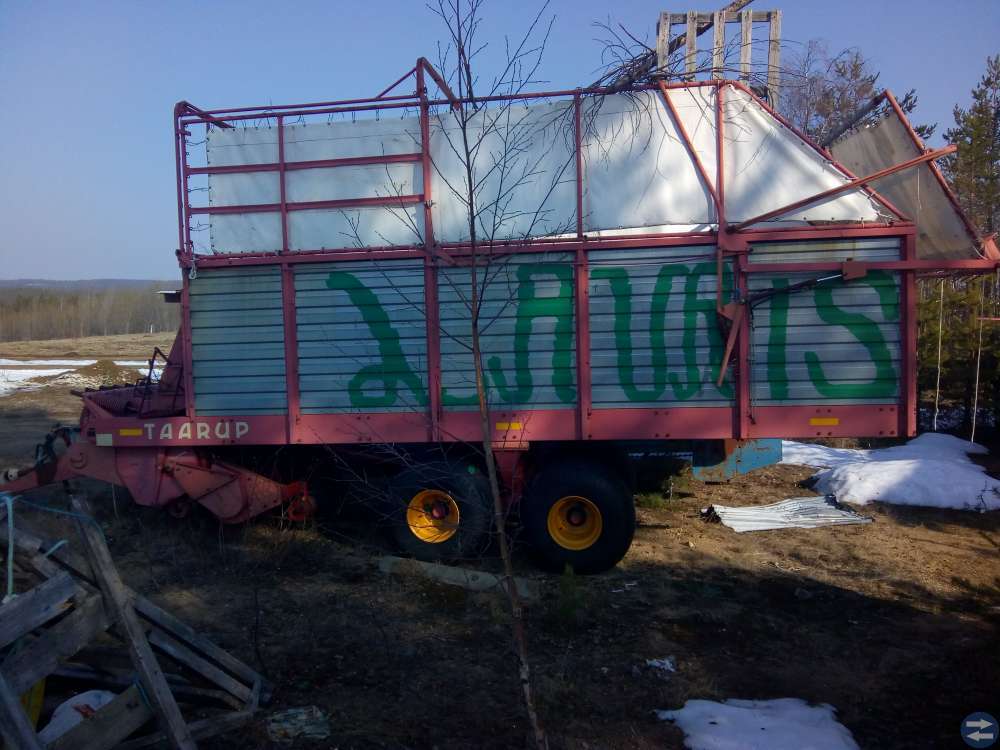 Hackvagn hö ensilage