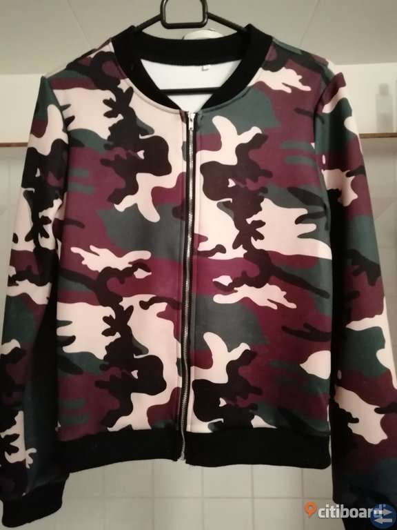 Militär tunn jacka i stretch material stl S