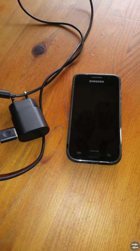 Samsung gt 19000
