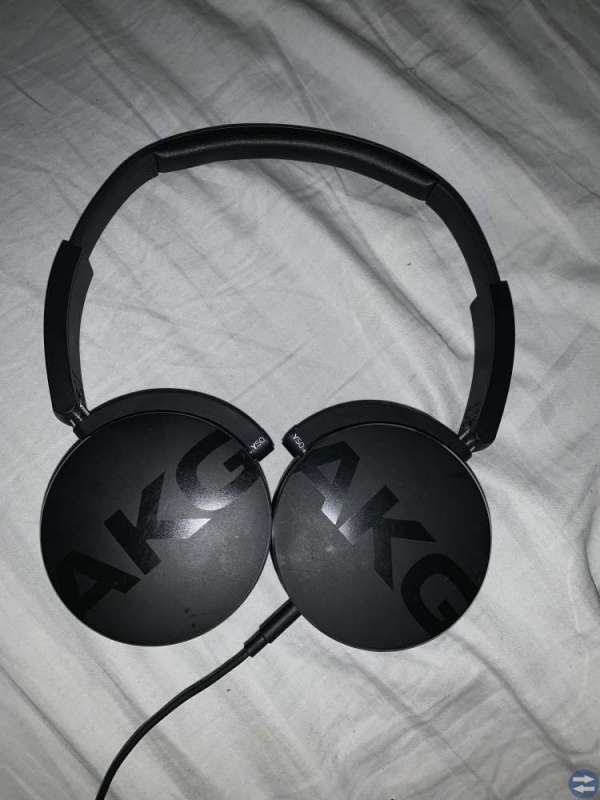 AKG Y50 otrolig bas