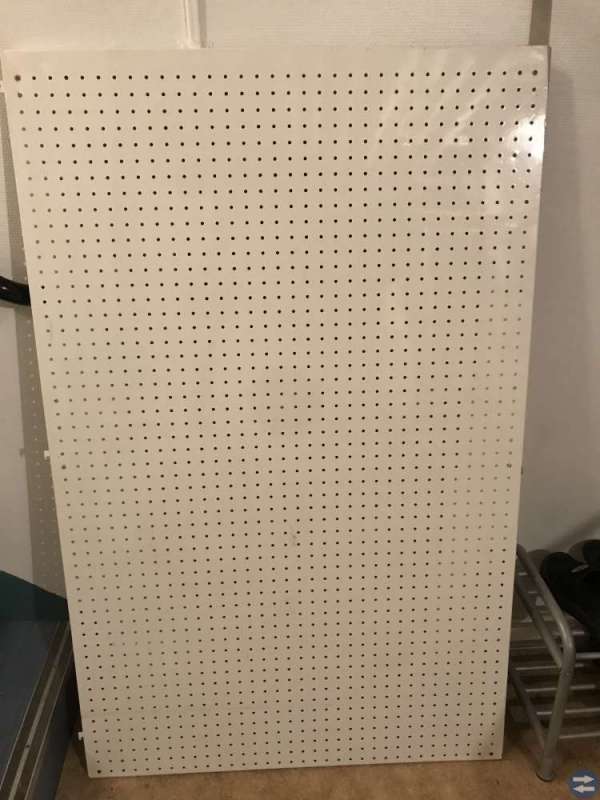 Väggskivor inklusive med konsoller krokar