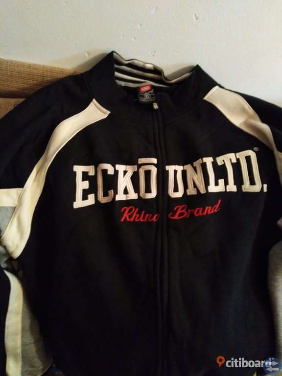 Eckö hoodie oanvänd