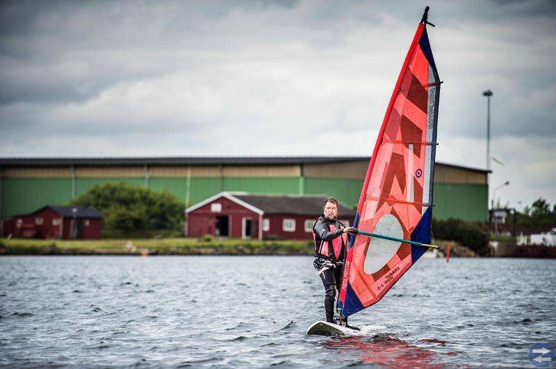 Vindsurfings bräda