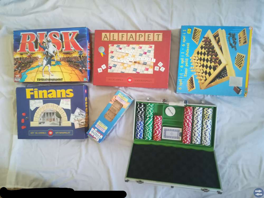 Sällskaps- Brädspel