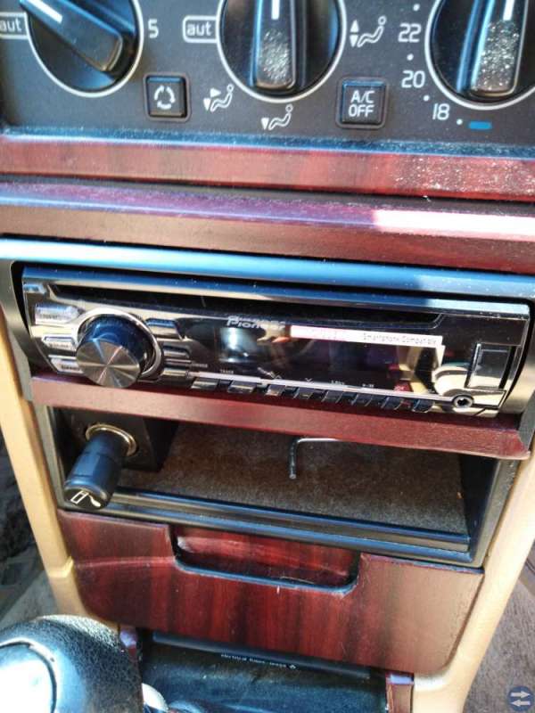 En pioneer bilstereo