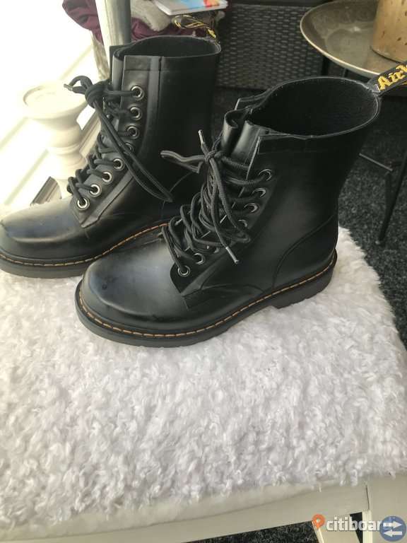 Dr Martins