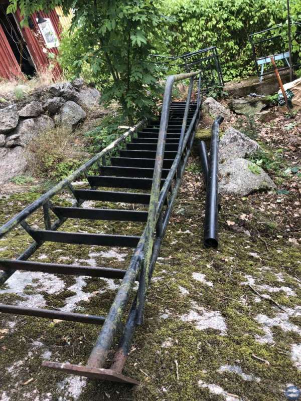 Gl brandtrappa
