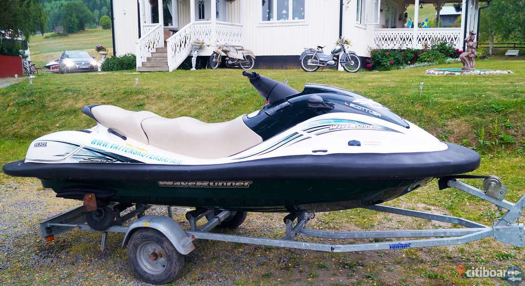 Yamaha Waverunner SUV 1200 * Vattenskotet