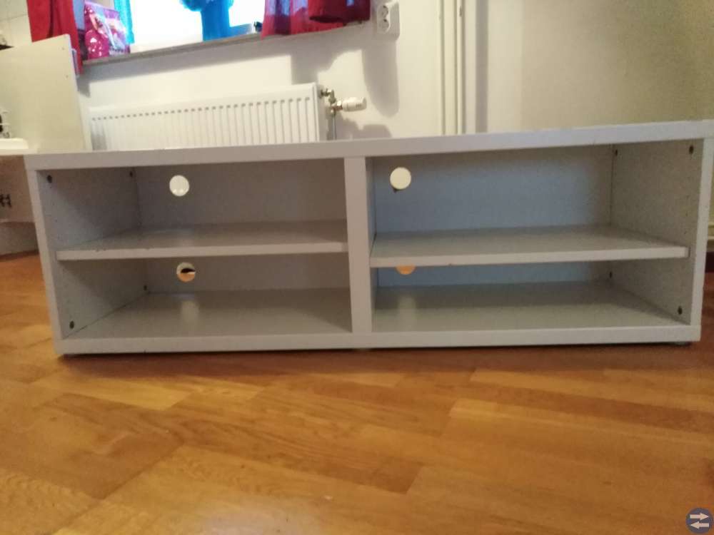 Tv bänk bestå bortskänked