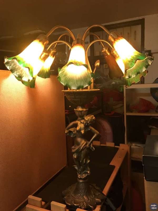 Antik lampa