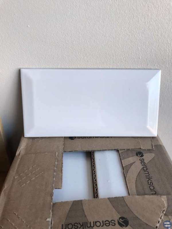 Kakel ”Metro vit” 10x20cm, 2,2kvm