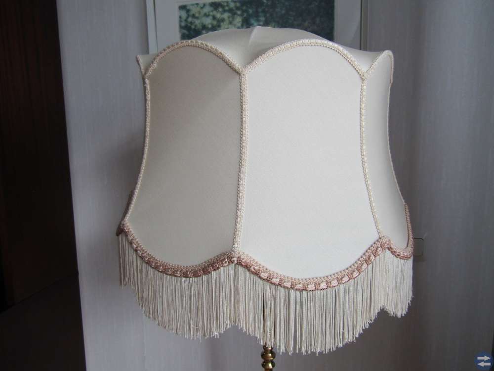 Lampskärm.