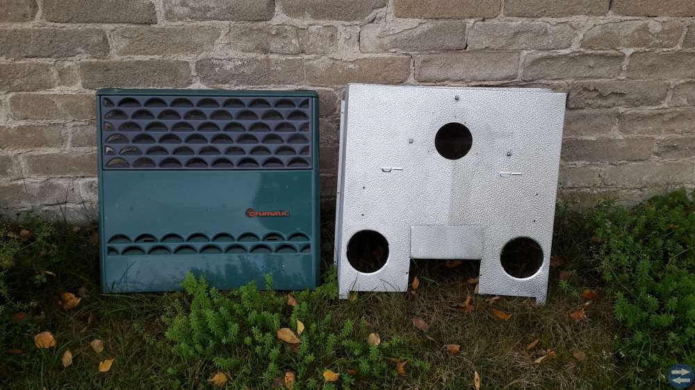Frontpanel samt plåt baktill passar luftvärmare