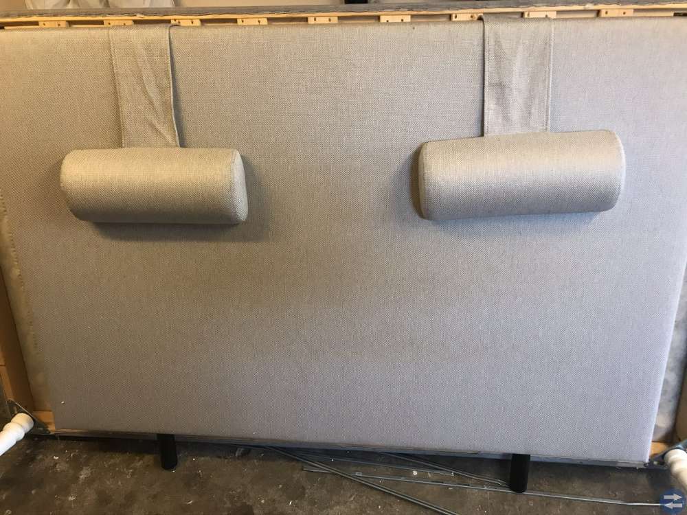 Trademax grå Sänggavel