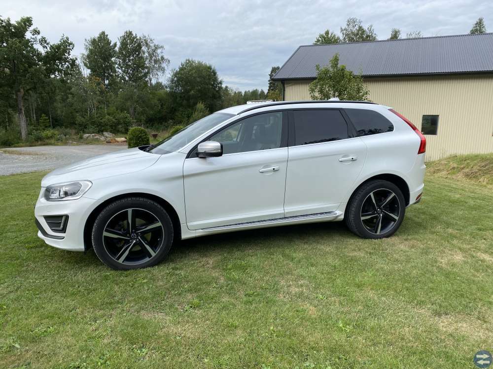 VOLVO XC60 D4 AWD R design Bengtsforstorget se Annonsera Gratis P 