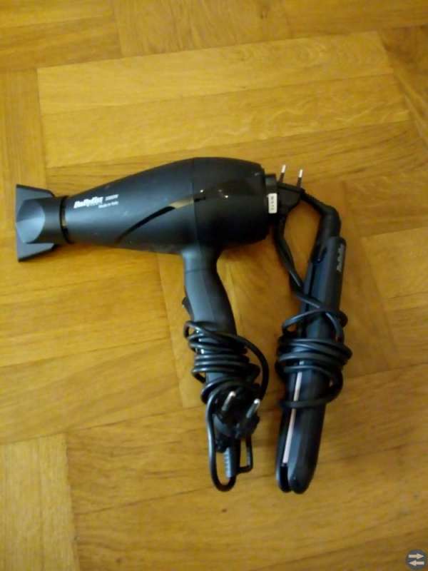 Babyliss stor hårfön samt Babyliss plattång