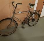 Två gamla Militärcyklar.