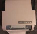 Säljer en pappershållare 